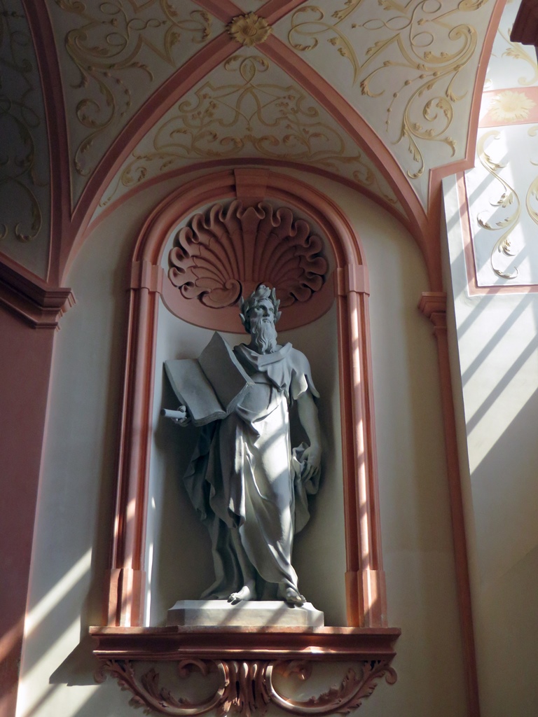 Statue, Imperial Staircase