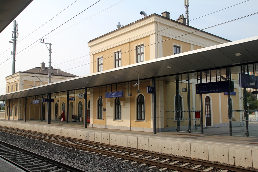 Melk Train Station