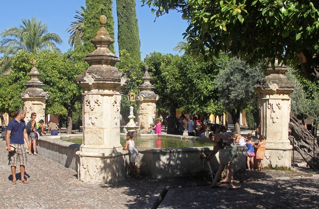 Fountain of Santa María