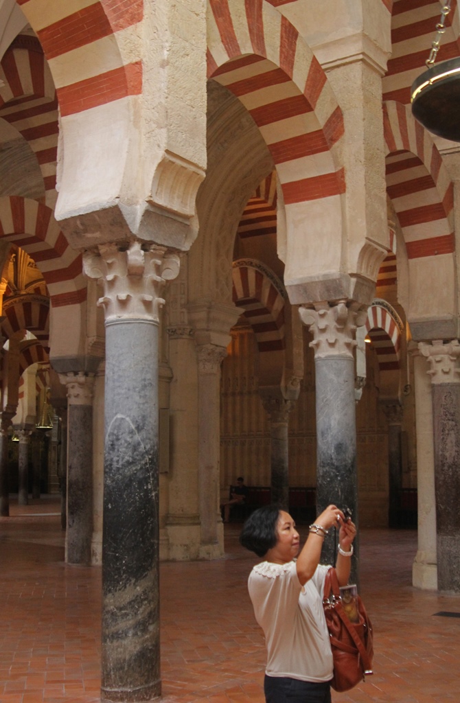 Nella with Columns and Arches