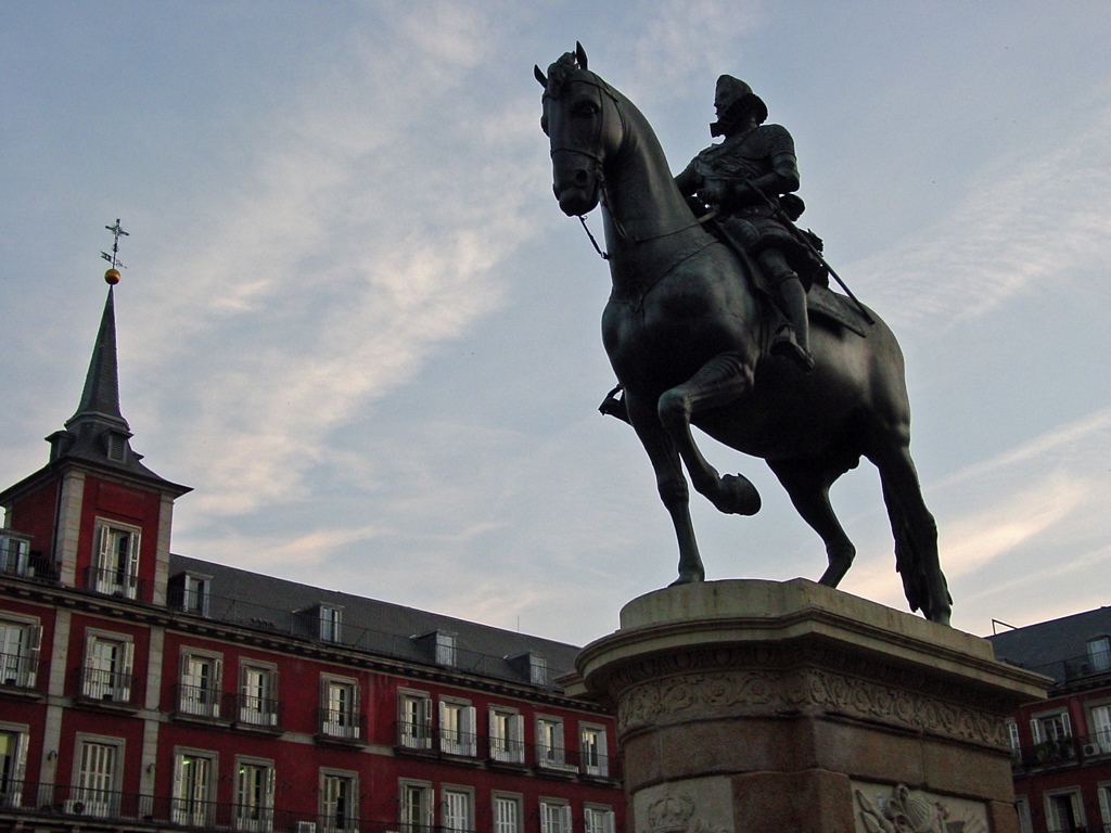 Felipe III Statue