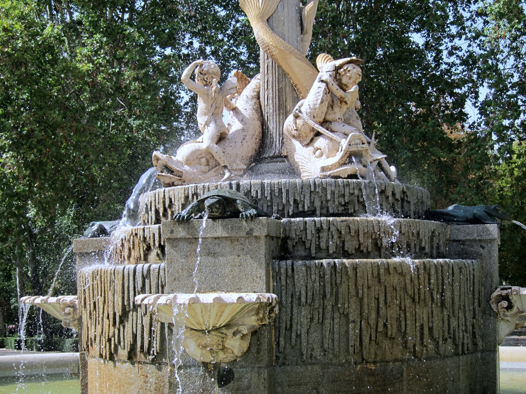 Figures on Fountain