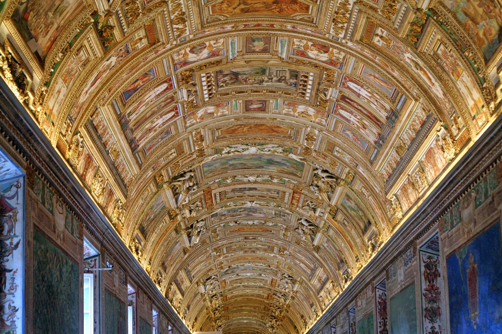 Ceiling, Gallery of the Maps