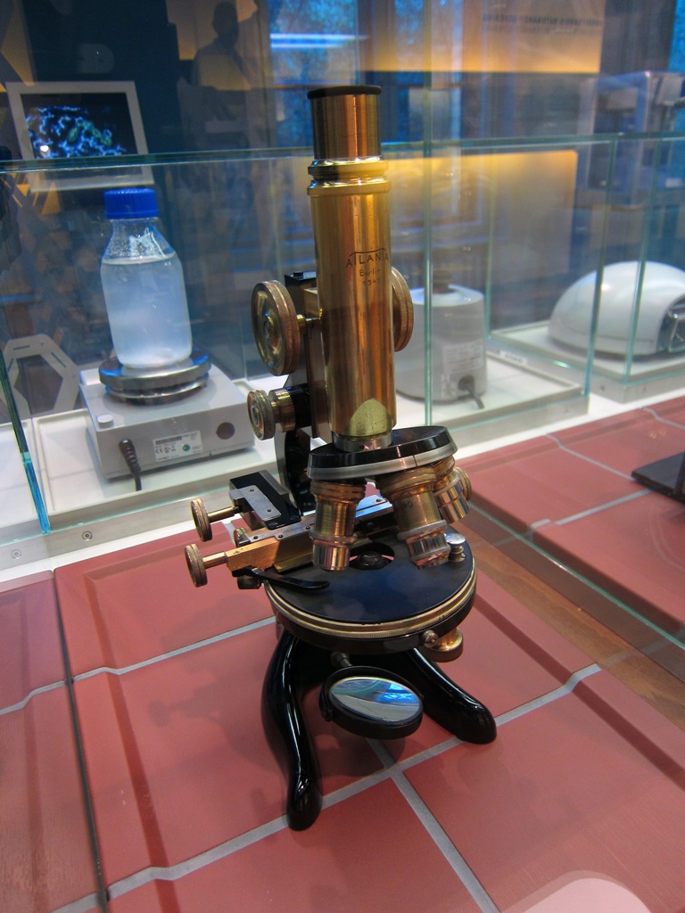 Classic Microscope