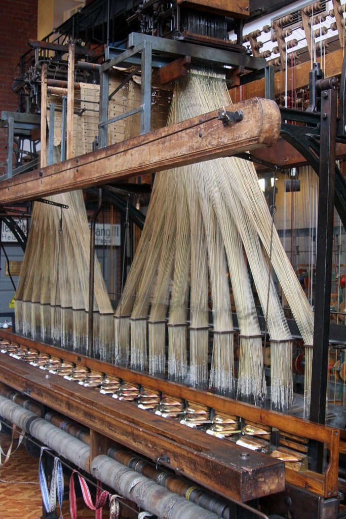 Mechanical Loom