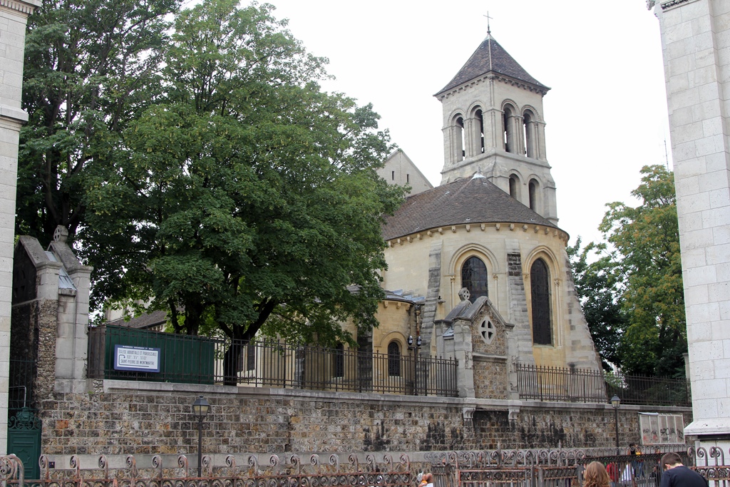 St-Pierre de Montmartre Church (Next Door)