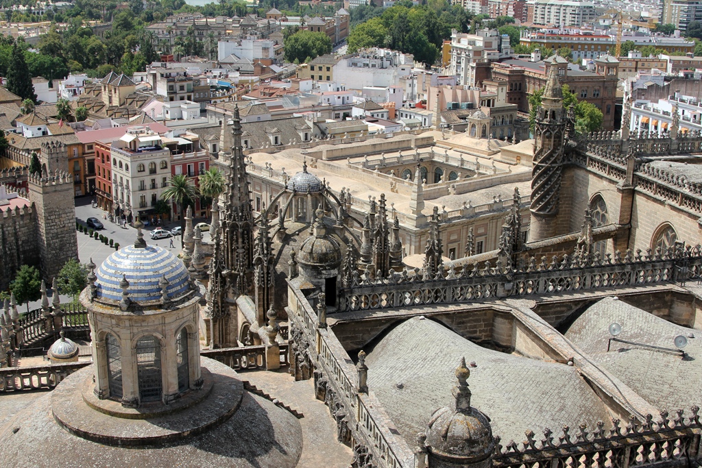 Cathedral and Archivo de Indias
