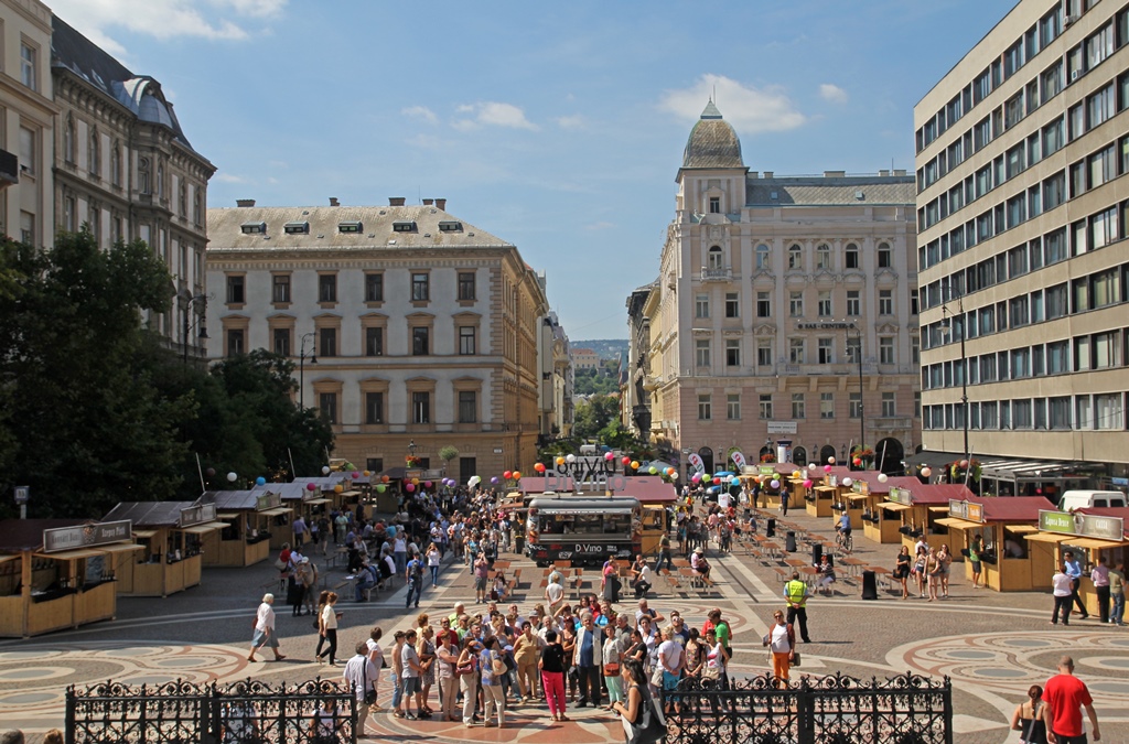 Szent István Tér