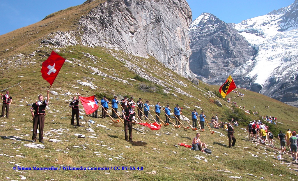 Alpenhorners Serenading Runners