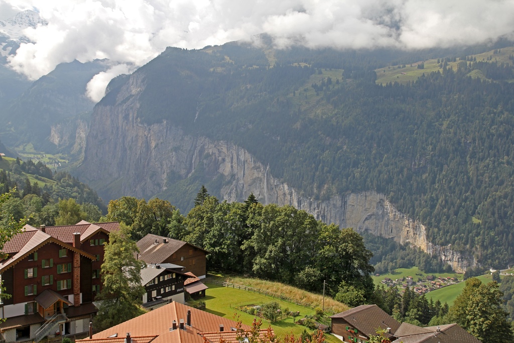 Lauterbrunnen Valley from Station