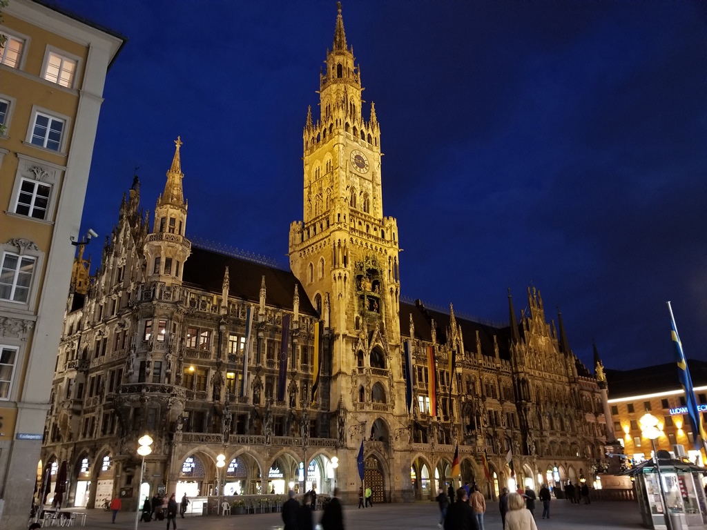 Neues Rathaus, Marienplatz