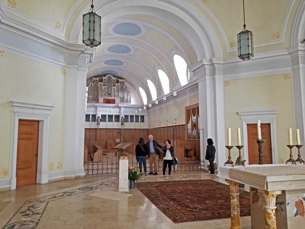 Group with Choir Room