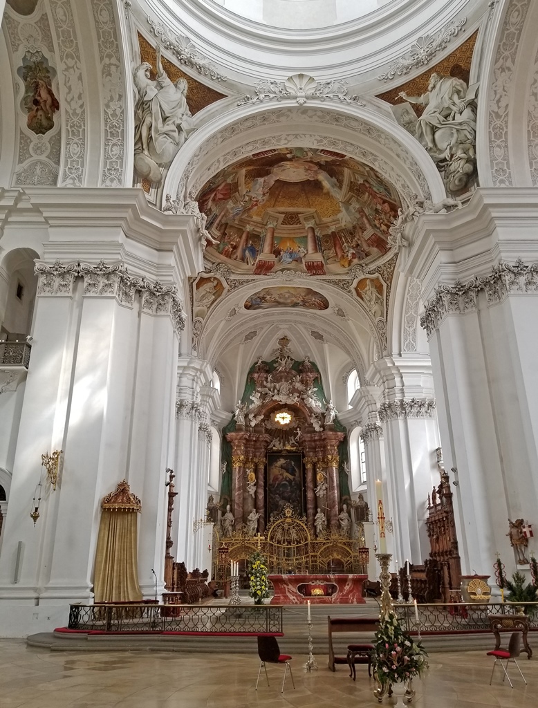 Main Altar