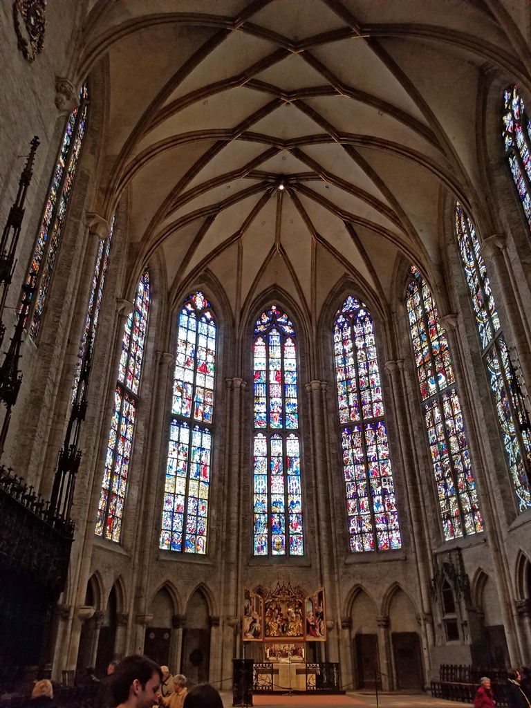 Apse and Main Altar