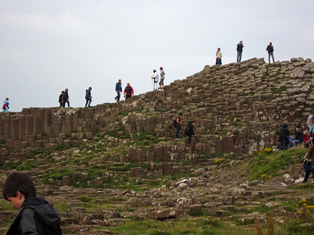 Tourists on Causeway Ridge