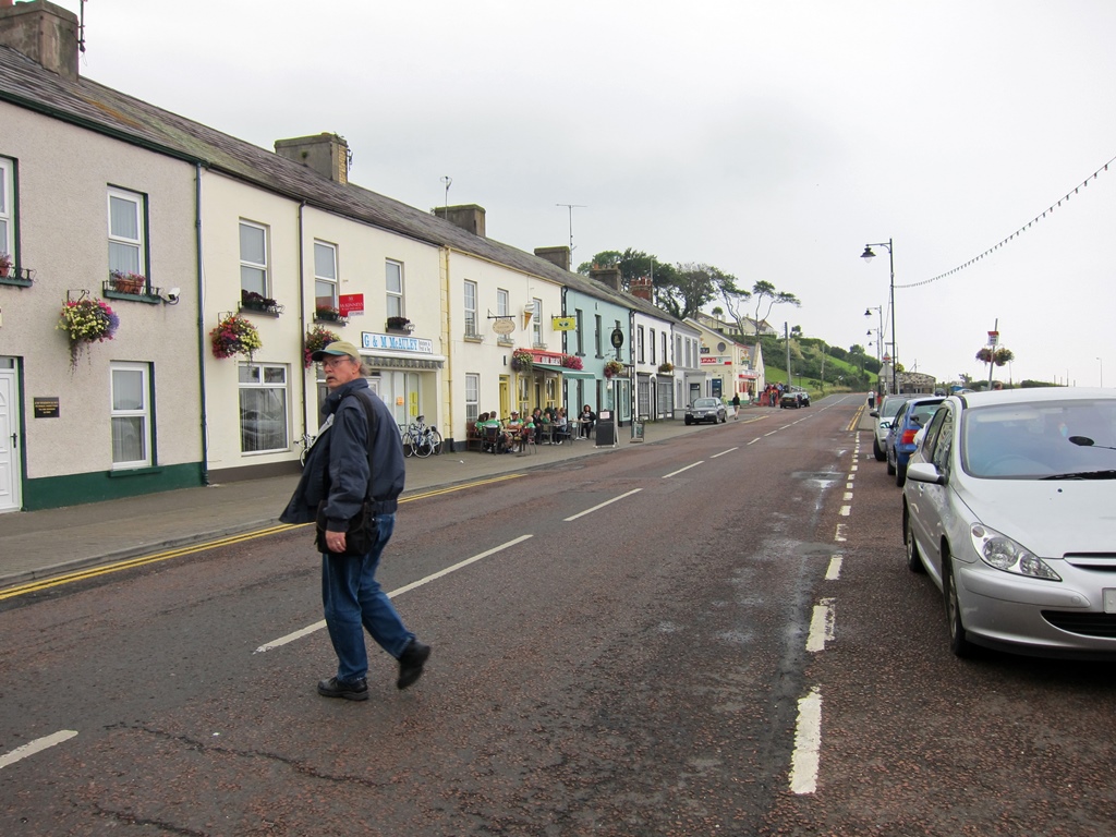 Bob Crossing Harbour Rd.