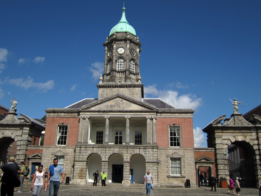 Bedford Tower and Gates