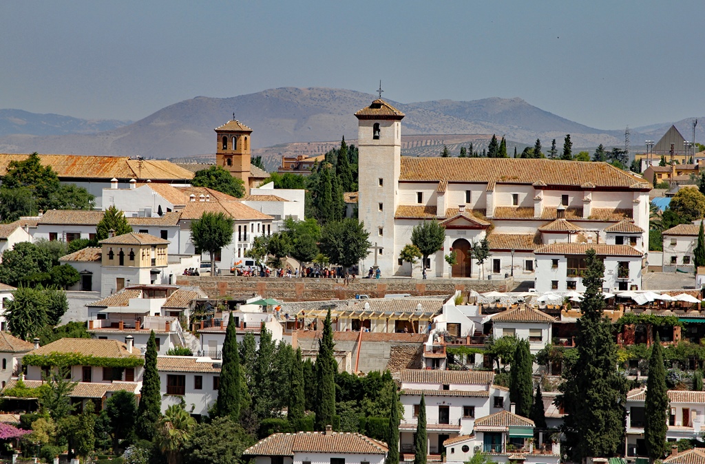 St. Nicholas Church and Mirador de San Nicolas