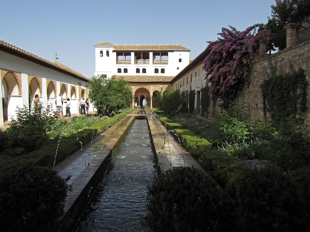 Water Garden Courtyard and North Pavilion