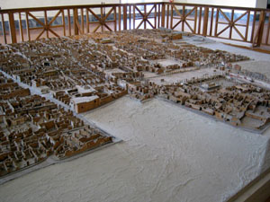 Model with Forum