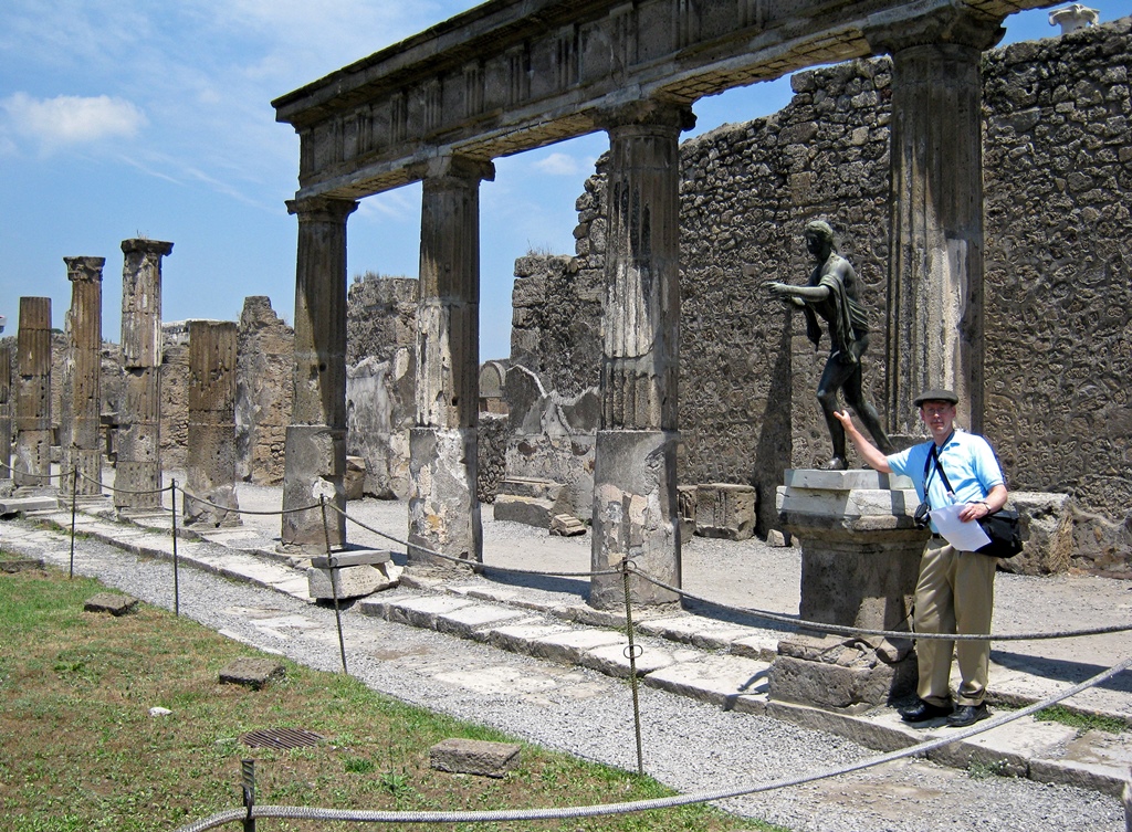 Colonnade and Statue of Apollo