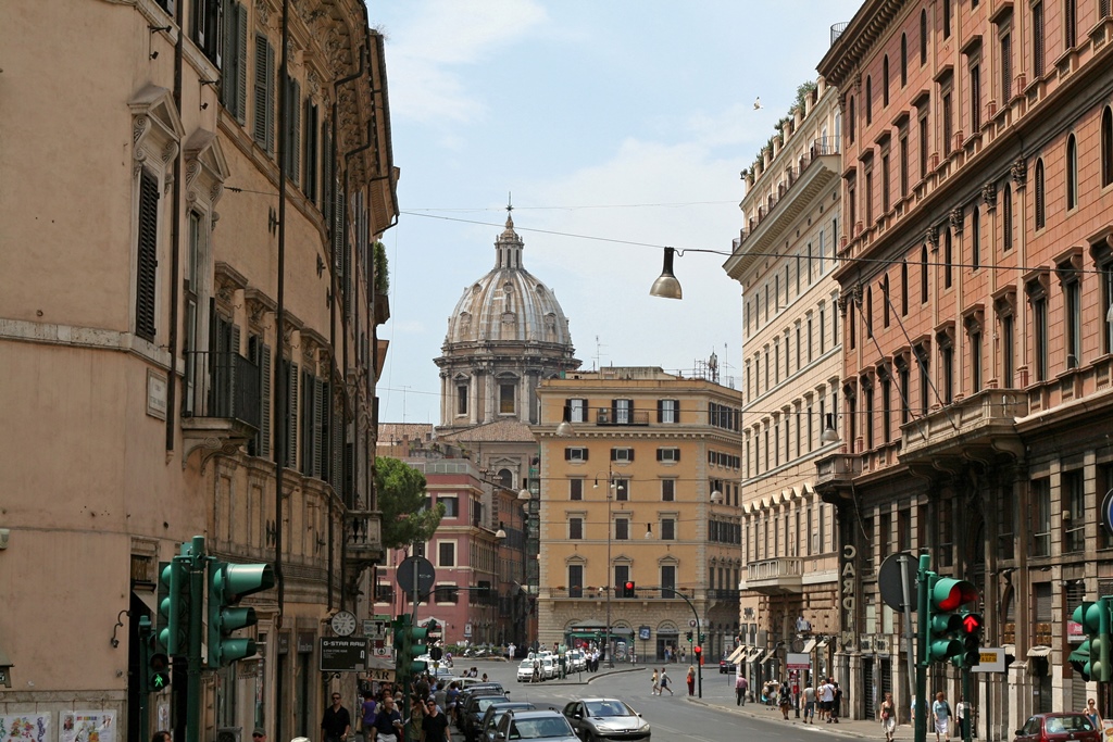 Largo di Torre Argentina from Steps