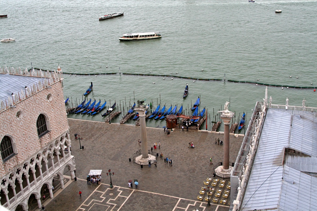 Piazzetta and Gondolas