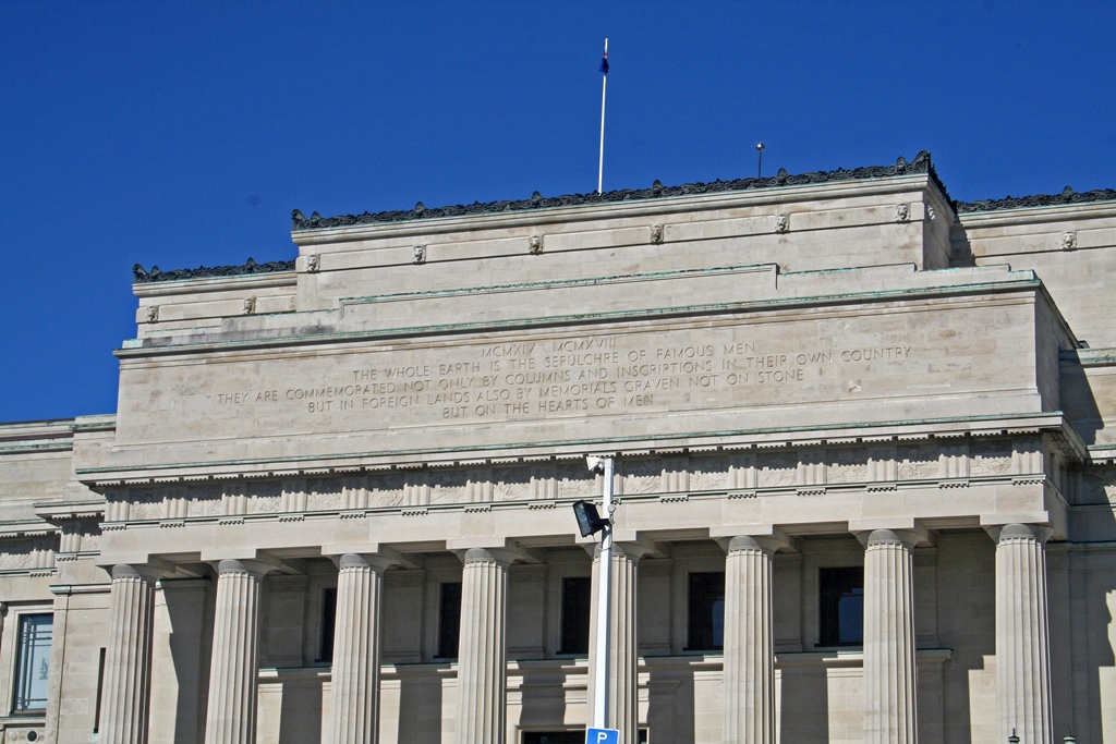 Inscription on Auckland Museum