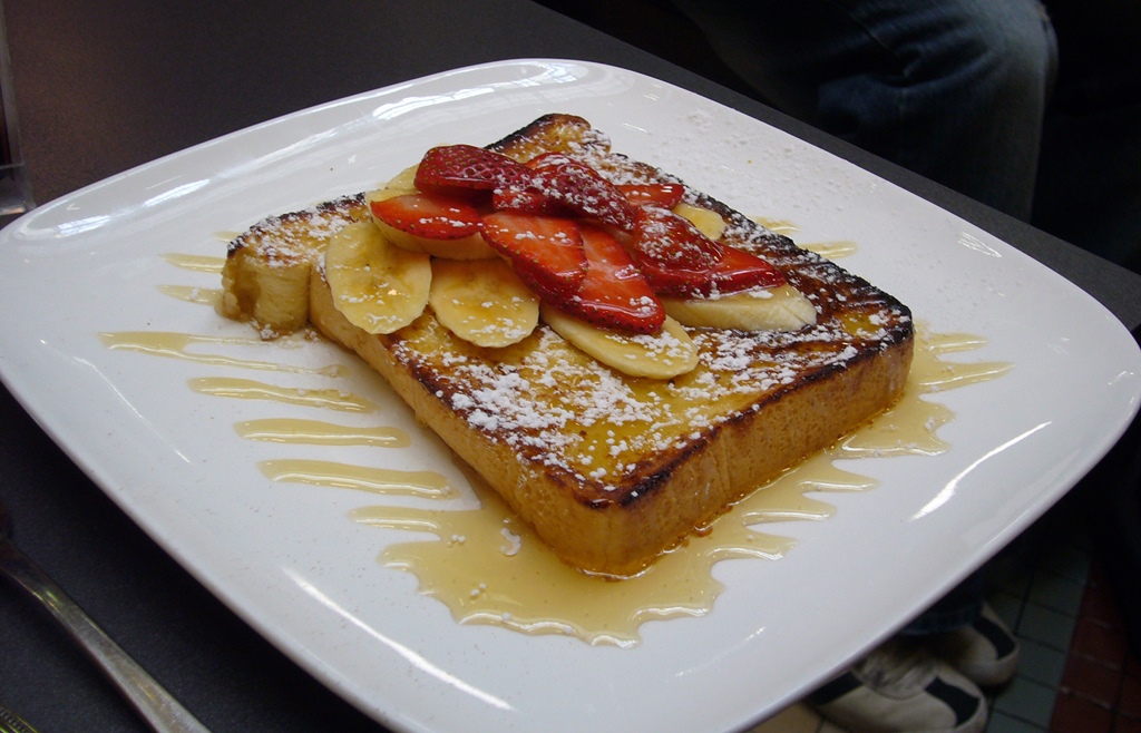 Breakfast at the QVB