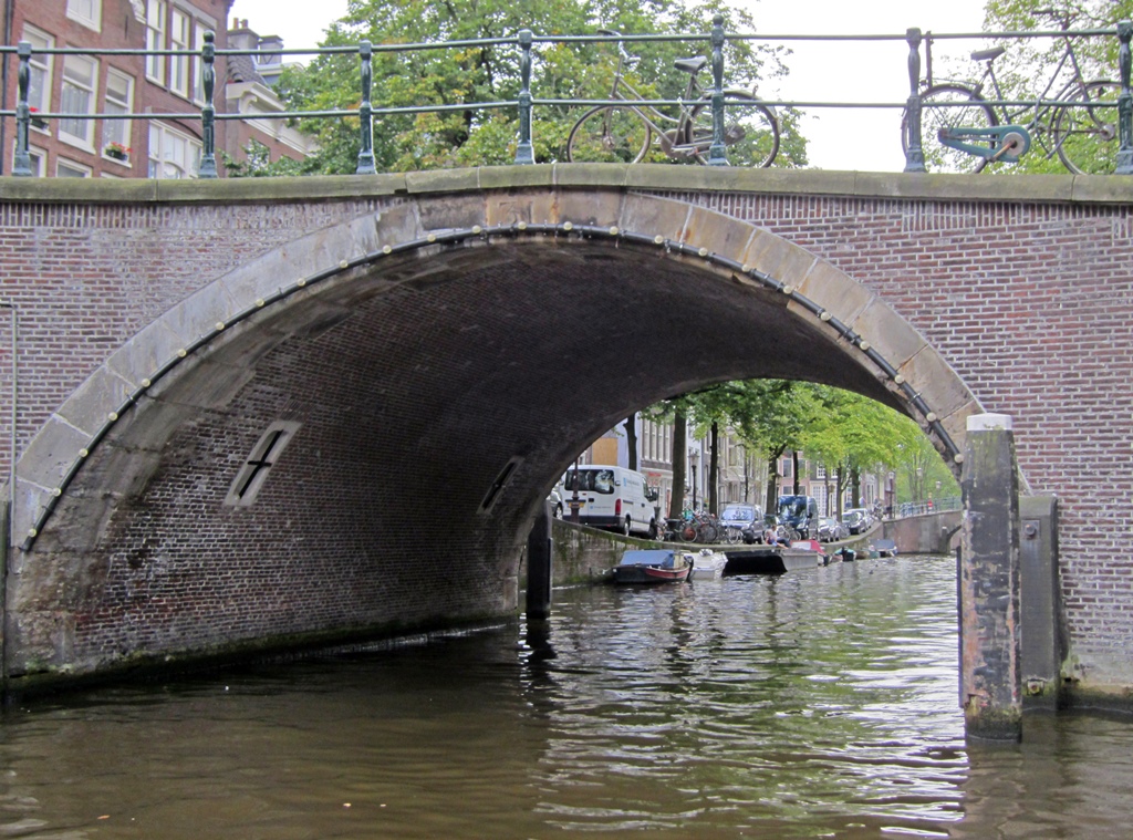 Archway to Reguliersgracht