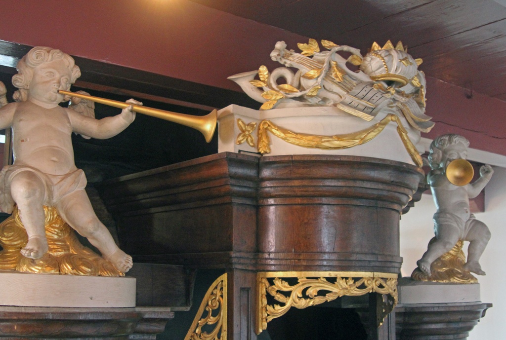 Cherubs Above Organ