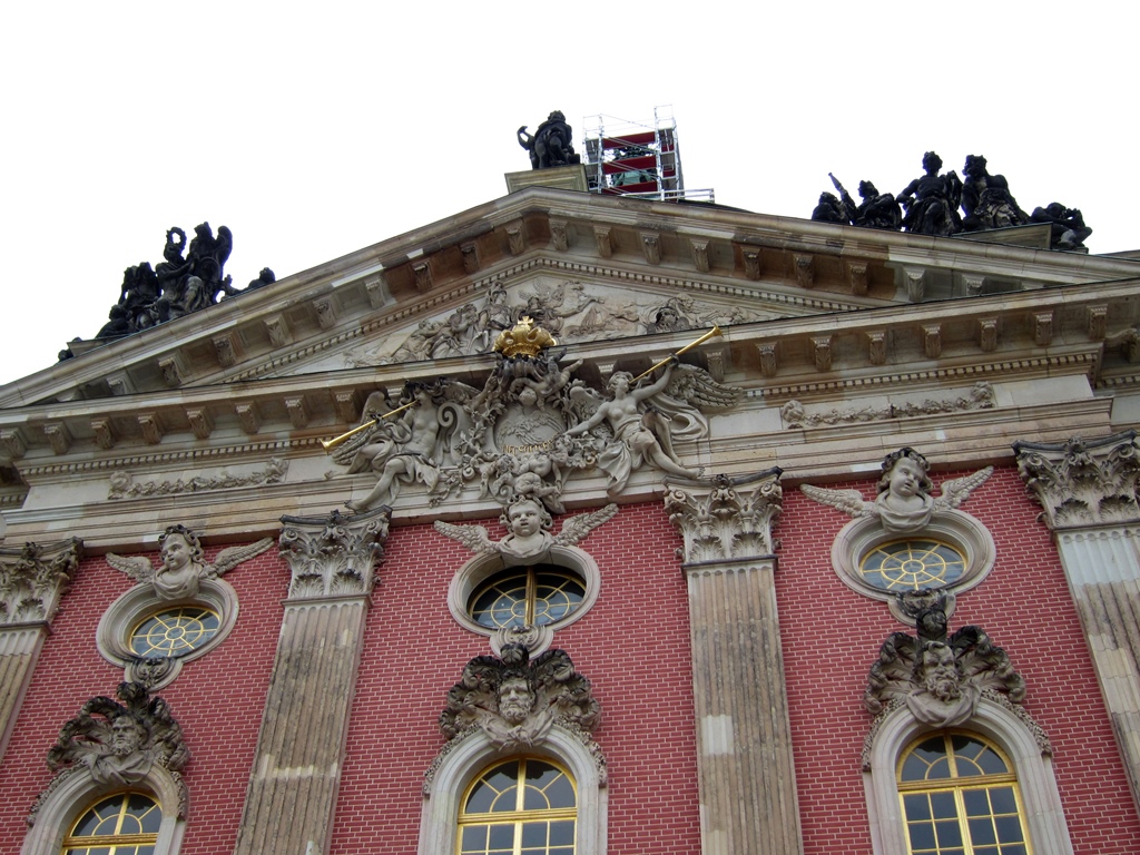 Ornamentation, Western Façade