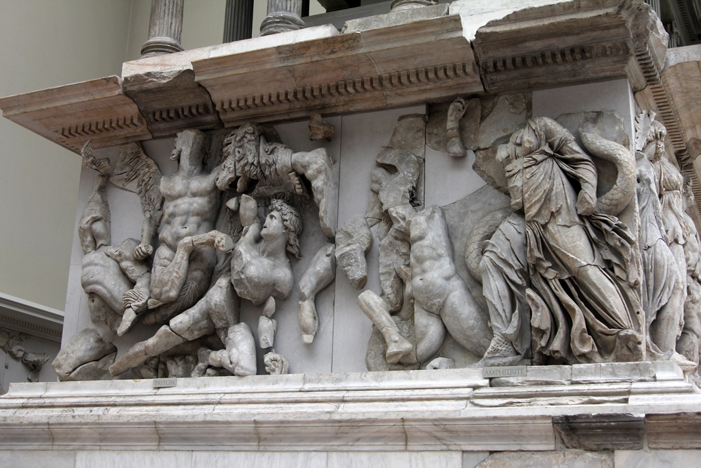 Triton and Amphitrite vs. Giants