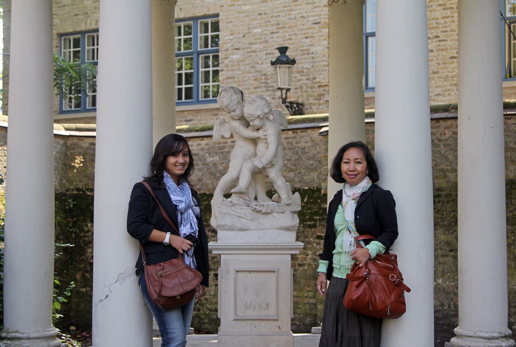 Statue Outside Groeninge Museum