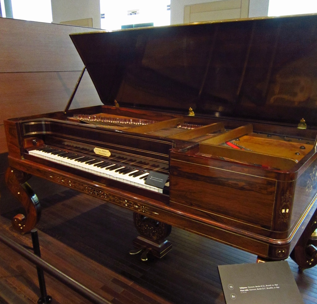 Piano, Brussels