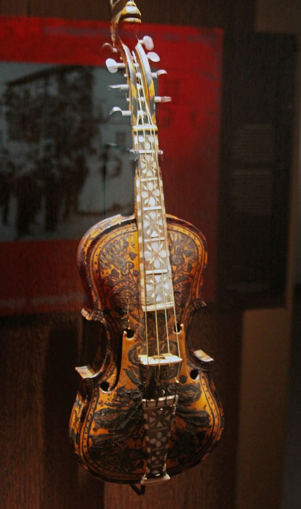 Hardanger Fiddle