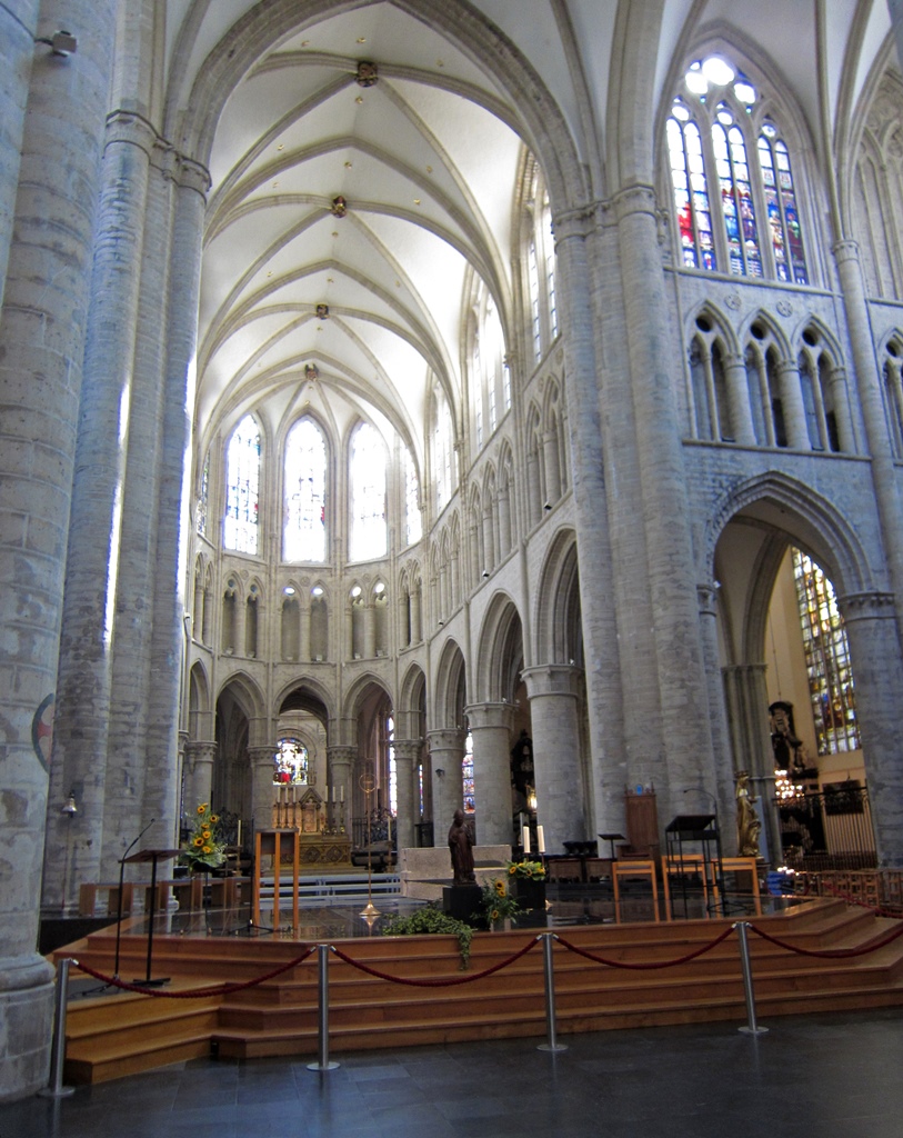 Platform at Transept Crossing