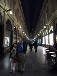 Nella and Bob at Galeries Royales St. Hubert