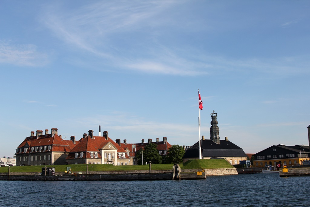 Central Guardhouse and Barracks