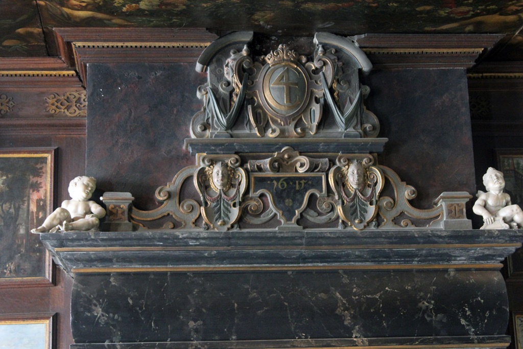 Mantel, Christian IV's Study