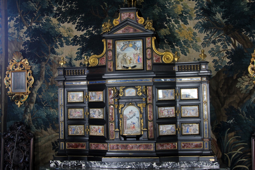 Italian Cabinet