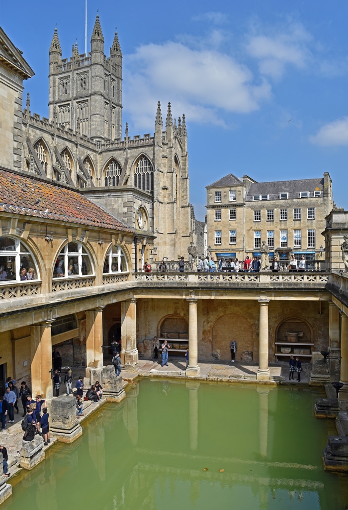 Great Bath and Abbey