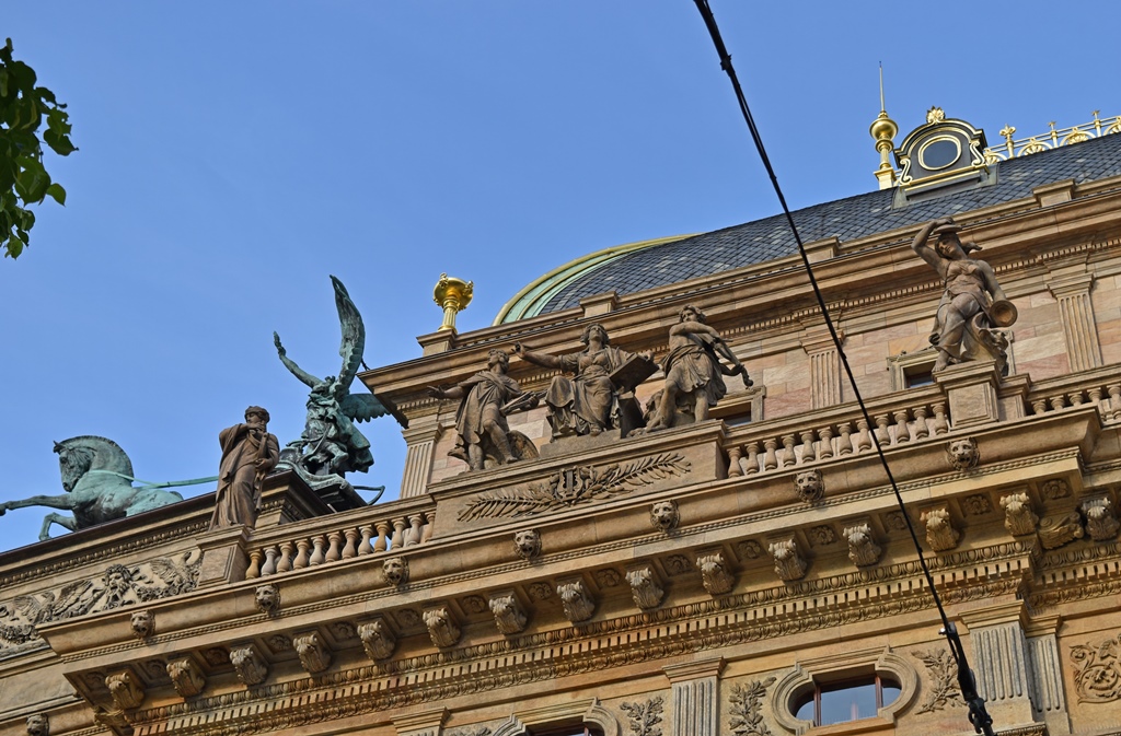 Sculptures, National Theatre