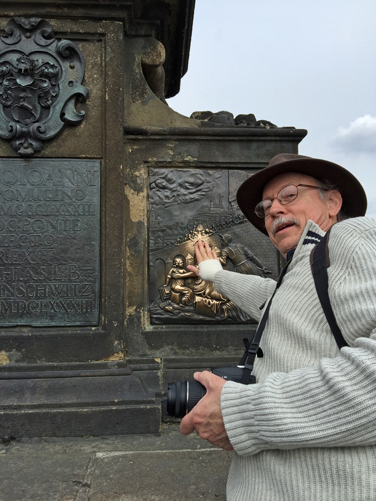 Bob and Relief of St. John of Nepomuk