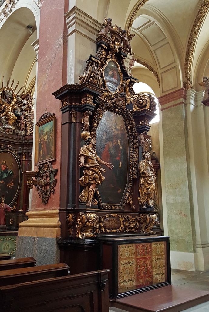 Side Altar