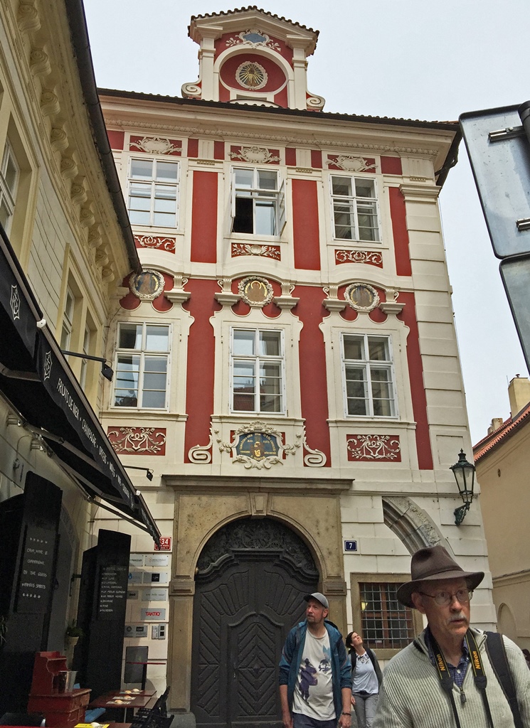 Bob and Building on Malá Štupartská