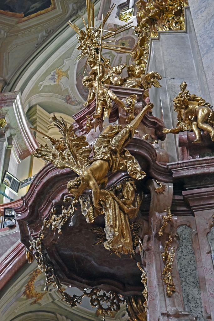 Pulpit Detail