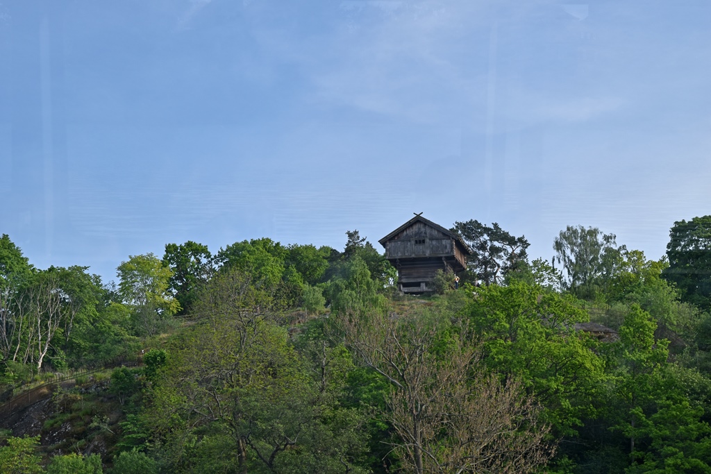 Skansen Structure(?)